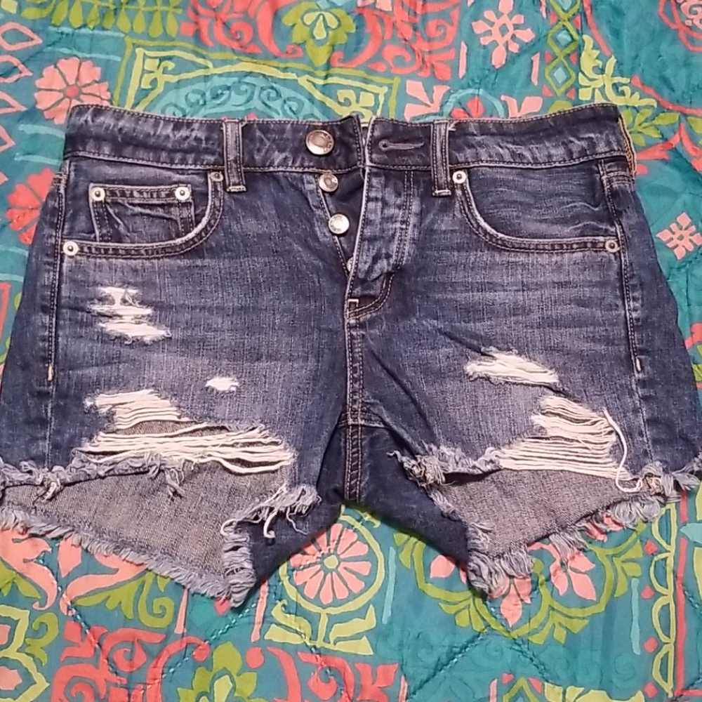 American Eagle tomgirl midi shorts